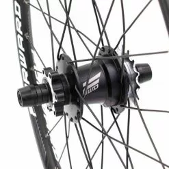 Roue Arrière FORWARD JOYRIDE V2 DISC W/V-BRAKE RIM 24" X 1.75 Noir -Vélos Urbains Soldes Boutique 600x600 261219 16273764741733 1