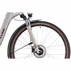 Vélo De Randonnée CUBE TOURING PRO WAVE Argent 2023 16 Vélo De Randonnée CUBE TOURING PRO WAVE Argent 2023 -Vélos Urbains Soldes Boutique Cube Touring Pro Easy Entry silber schwarz5B600x6005D 2